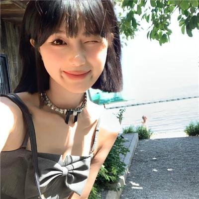 特务伪文青